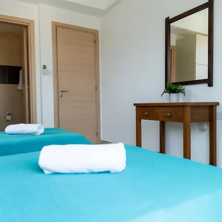Rosita Villa Paralimni