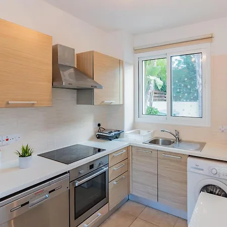 Rosita וילה פאראלימני